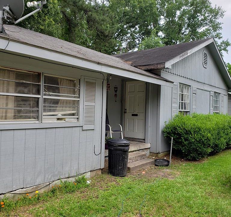 1st image of 925 Guam St