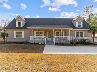 1426 Grace Rd, Southport, NC 28461