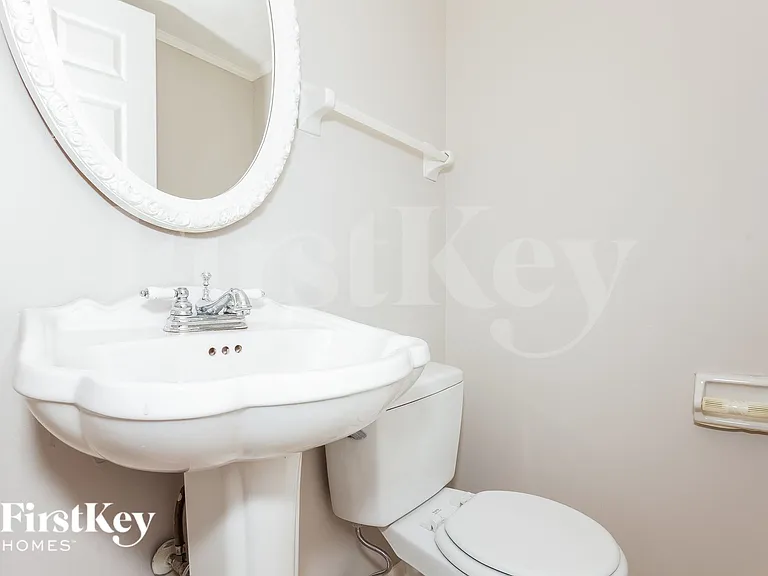 9512 Robert Burns Ct — Photo 12