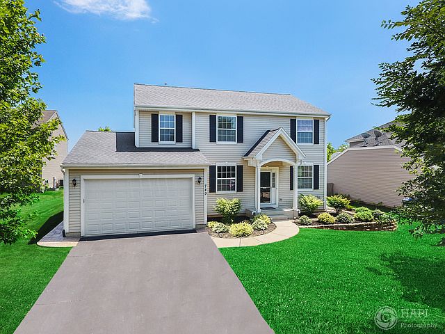1st image of 749 Autumn Oaks Ct
