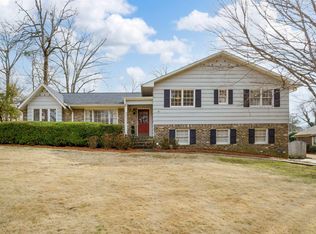1813 Pinehurst Ln, Birmingham, AL 35226