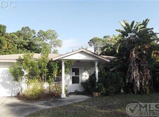 8524 Dartmouth St, Fort Myers, FL 33907