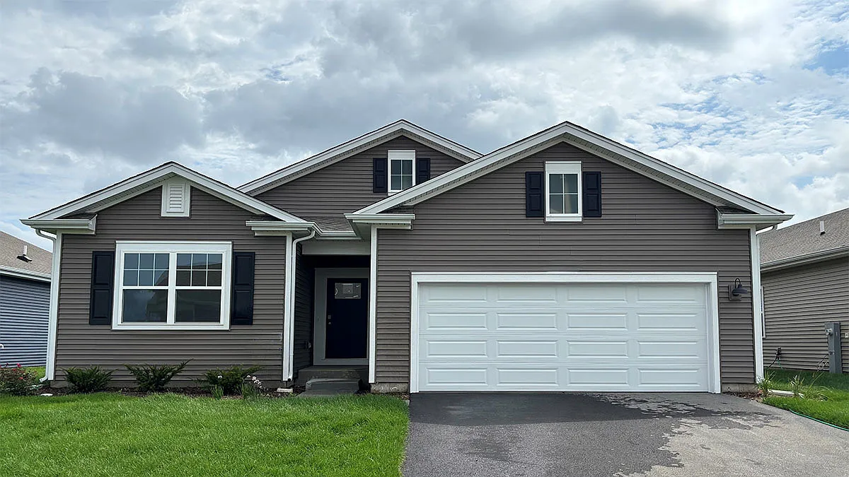 2296 Laurel Ct photo 1