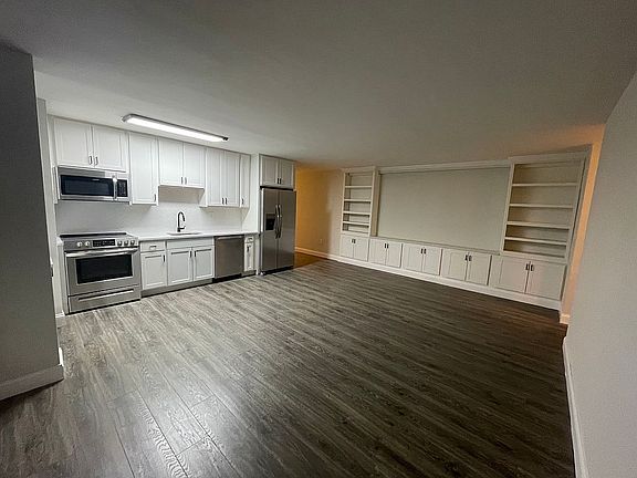 4th image of 11720 Edgewater Dr APT 705