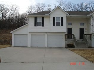 6926-6928 N Edison Ave, Kansas City, MO 64151