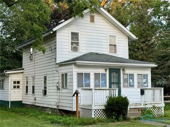616 N Grove St, Bowling Green, OH 43402