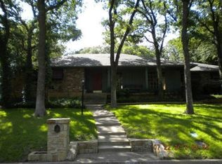 3304 Cambridge Dr, Arlington, TX 76013
