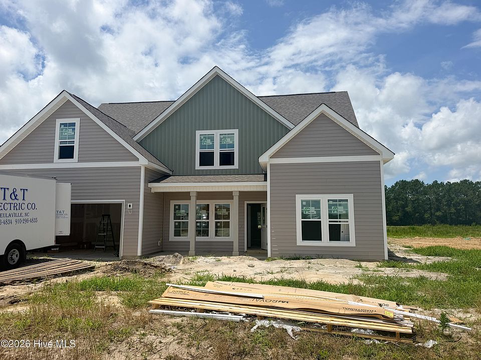 1st image of 816 Tupelo Tree Drive