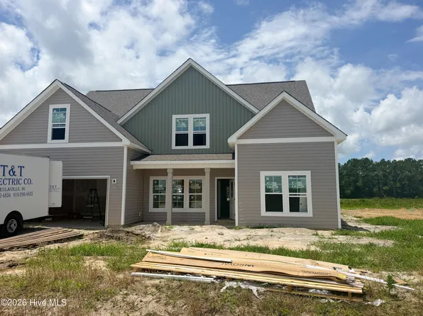 816 Tupelo Tree Drive, Hubert, NC 28539