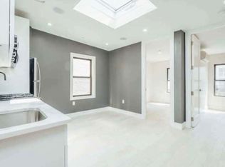 114 S 1st St #2B, Brooklyn, NY 11249
