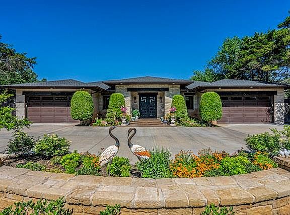 2nd image of 8405 Surrey Pl