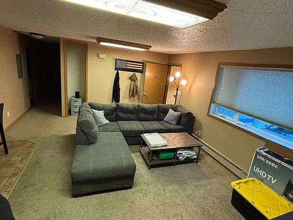 4th image of 825 Andrew St #A