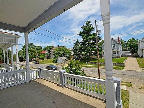 3rd image of 3825 Elsmere Ave