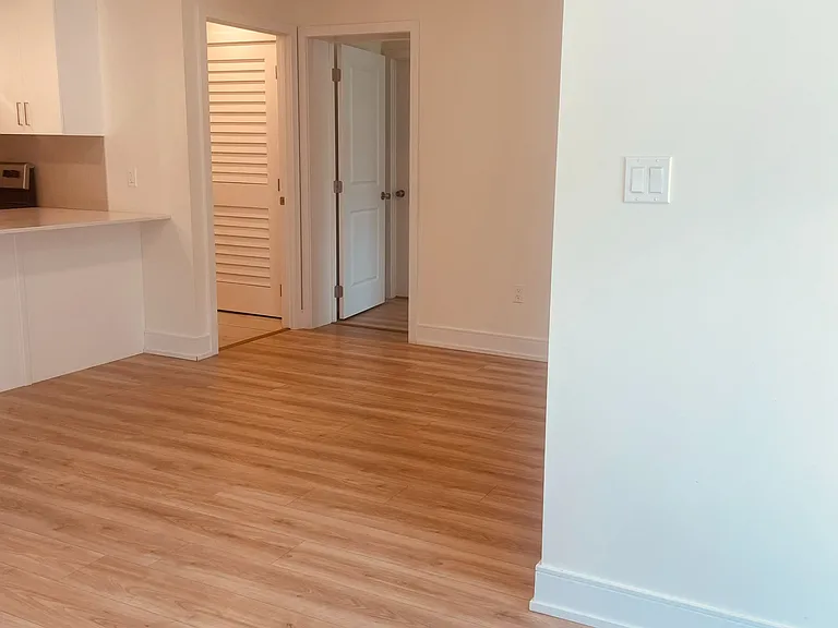 121 Mary St #205 — Photo 16