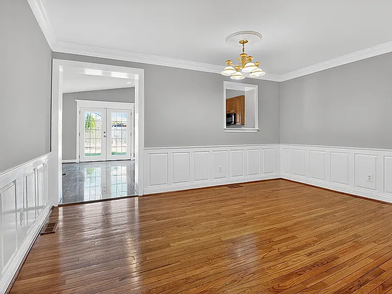6009 Pratt St — Photo 6