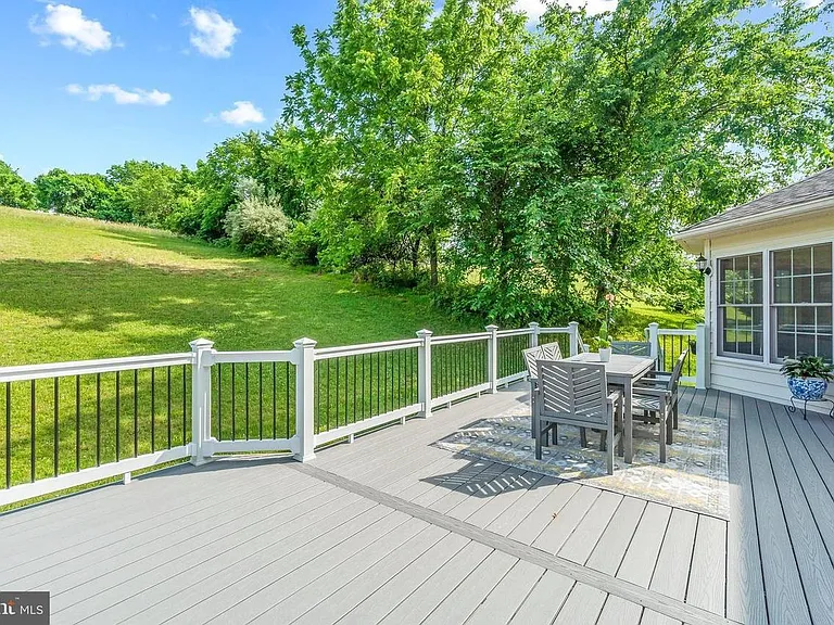 15000 Barlow Dr — Photo 41