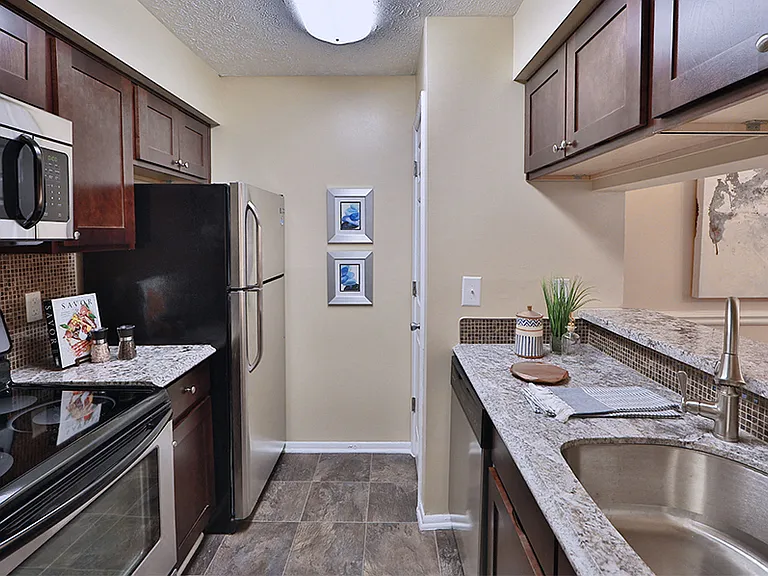 Chase Lea Apartment Homes — Photo 1