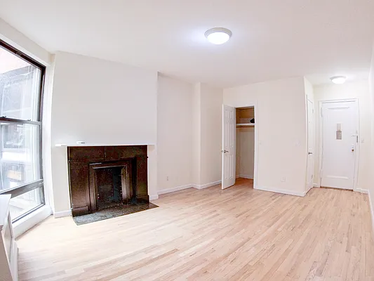 Rented by Urban Real Estate Inc | media 1