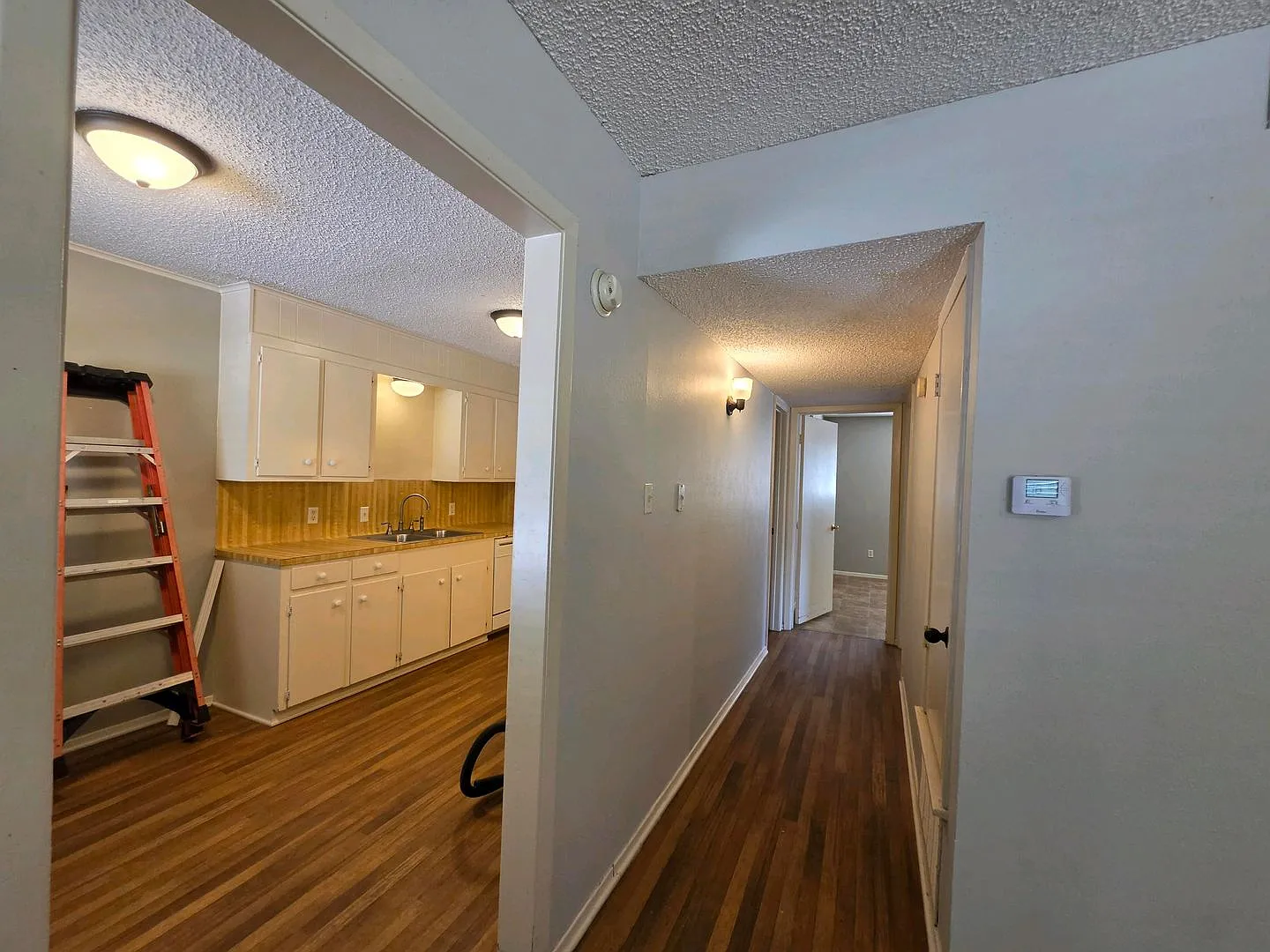 Texas Ave 113 — Photo 3