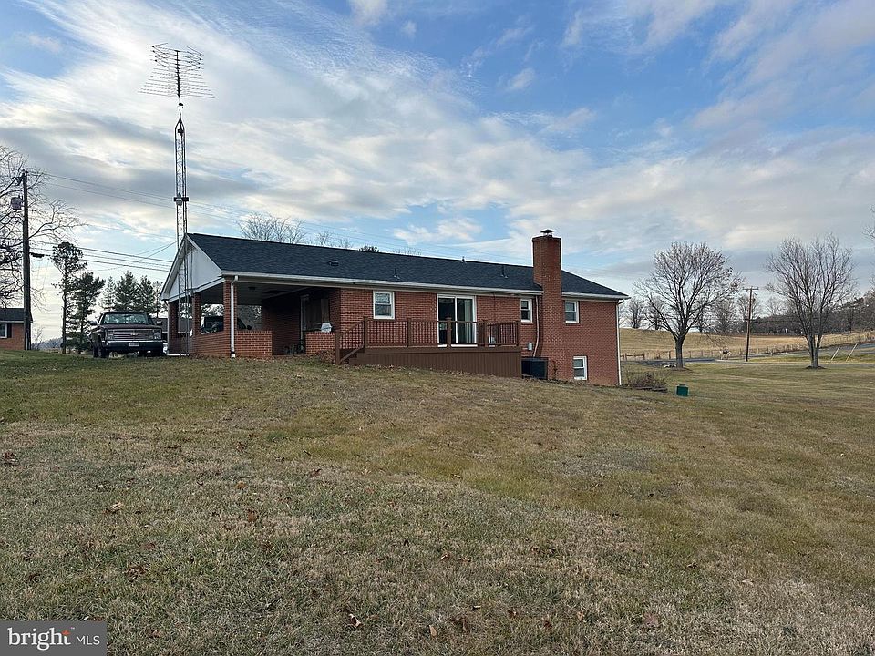 2nd image of 490 Kindig Rd