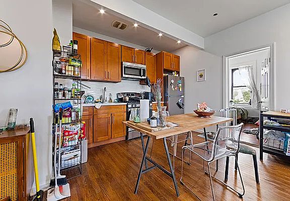 3rd image of 96 Martense St #3A