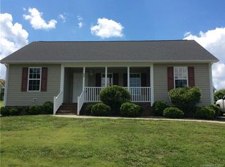 844 Loch Lomond Cir, Concord, NC 28025