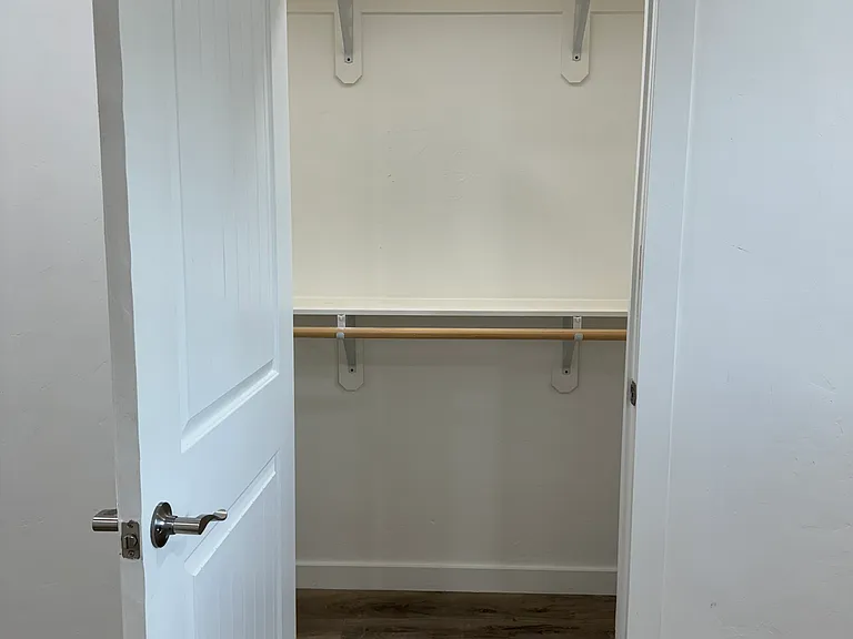 1803 E Miles St — Photo 11