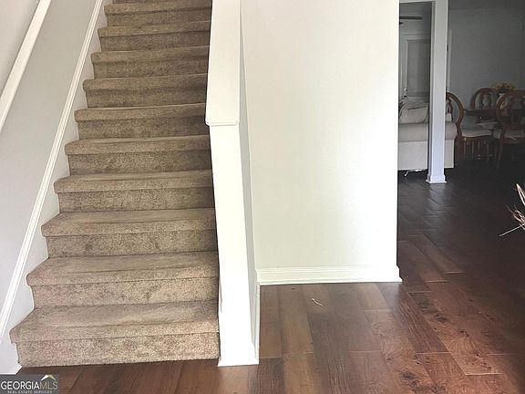 4th image of 2434 Piering Dr