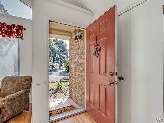 5th image of 3405 Mayberry Landing Dr
