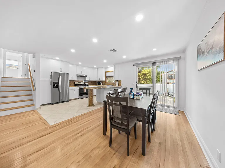 62 Sycamore Rd — Photo 8
