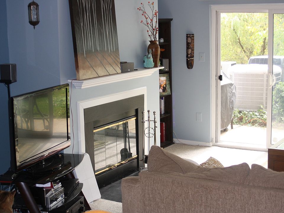 Family room overlooking back patio