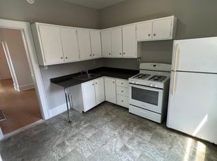 250 High St #2R, Portland, ME 04101