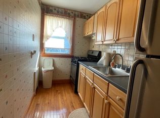 321 Bay 8 St #2, Brooklyn, NY 11228