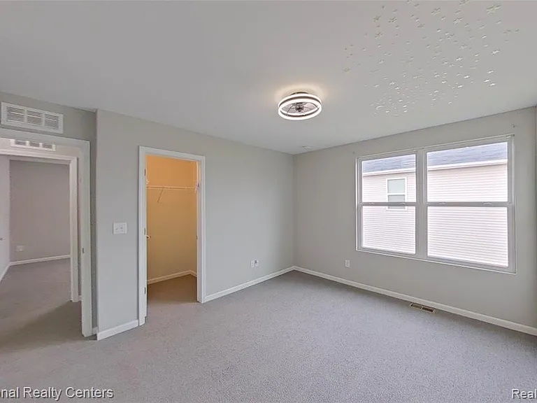58180 Jonagold Ln — Photo 37
