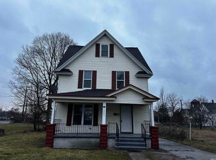 1029 Allen St, South Bend, IN 46616