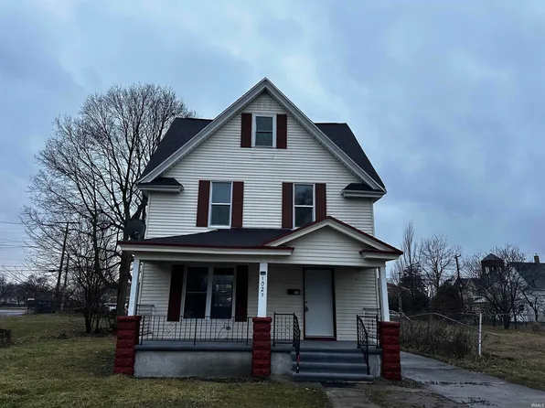 1029 Allen St, South Bend, IN 46616