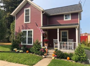 13 Elk St, Springville, NY 14141