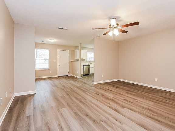 5th image of 1146 Brookstone Rd