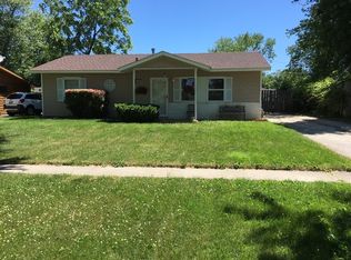 302 Dundee Dr, Lockport, IL 60441