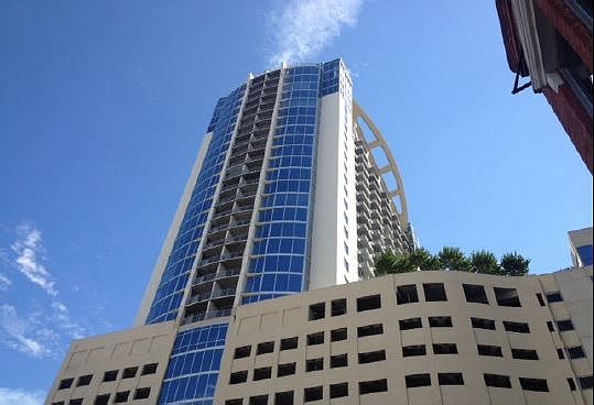 5th image of 155 Court Ave #2702