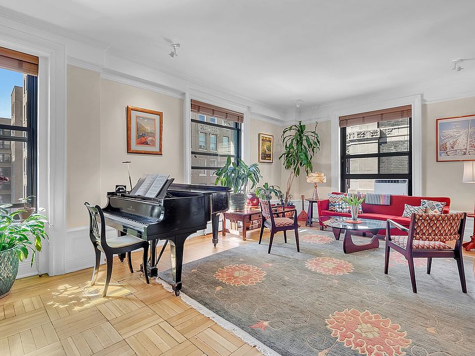 1st image of 924 W End Ave APT 113