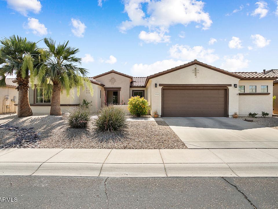 1st image of 19540 N WESSEX Drive