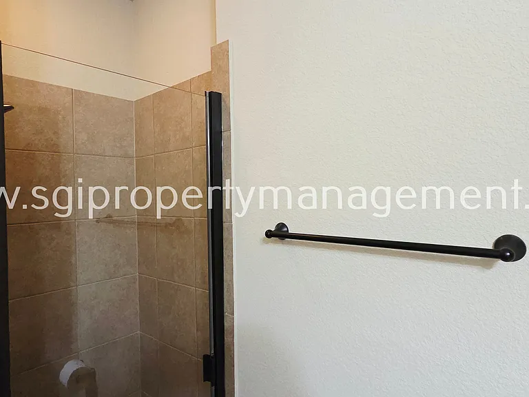 12381 Summertree Dr — Photo 25