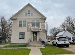 509 W 3rd Ave #4, Mitchell, SD 57301