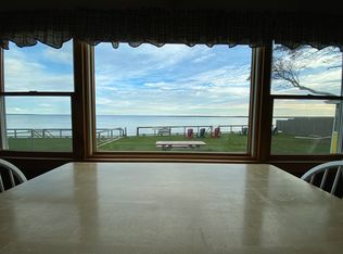 18 Smith St, Riverhead, NY 11901