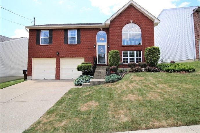1st image of 2521 Evergreen Dr