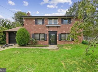 2310 S Cuthbert Dr, Lindenwold, NJ 08021
