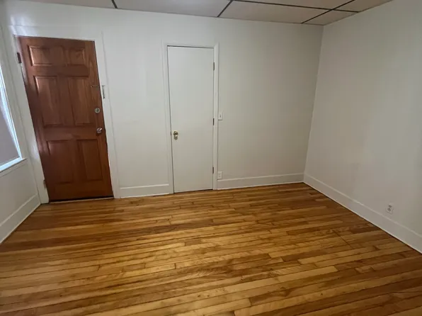 36 Stoneland Rd #1, Worcester, MA 01603