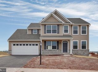 325 Taylor Dr, York, PA 17404