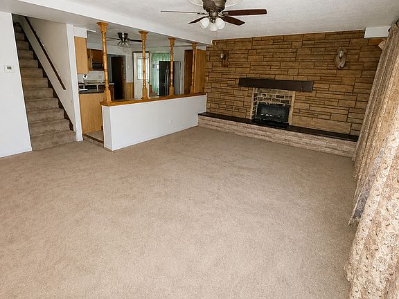 2nd image of 714 Clark St
